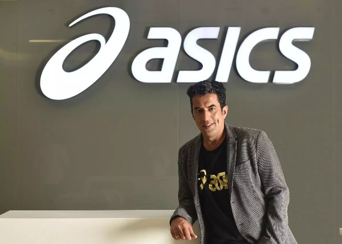 Asics sales store india